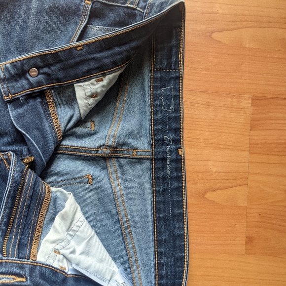 Levis Skinny Jeans - Picture 5 of 8